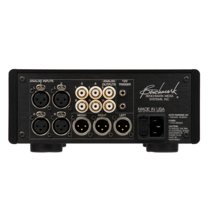 Benchmark LA4 Line Amplifier